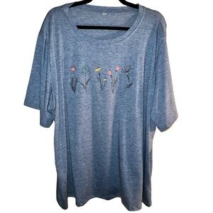 SIMPLE BLUE TEE WITH FLOWER DESIGN